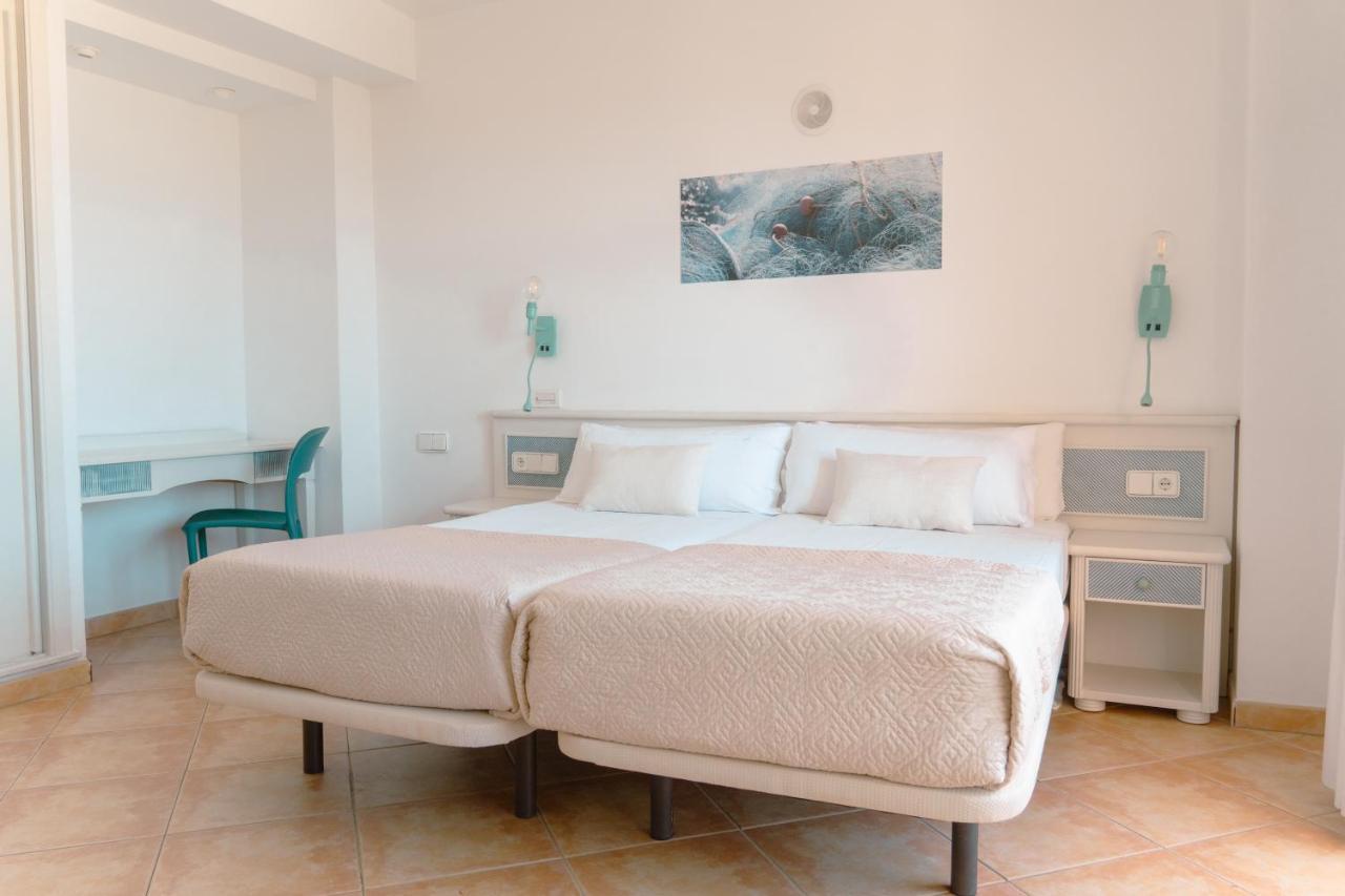 Rosamar Ibiza Hotel (Adults Only) Sant Antoni de Portmany Esterno foto